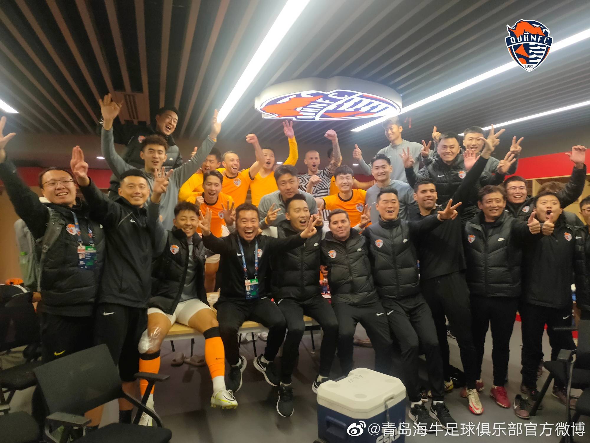 青岛队绝杀雷霆，福克斯扛起全队