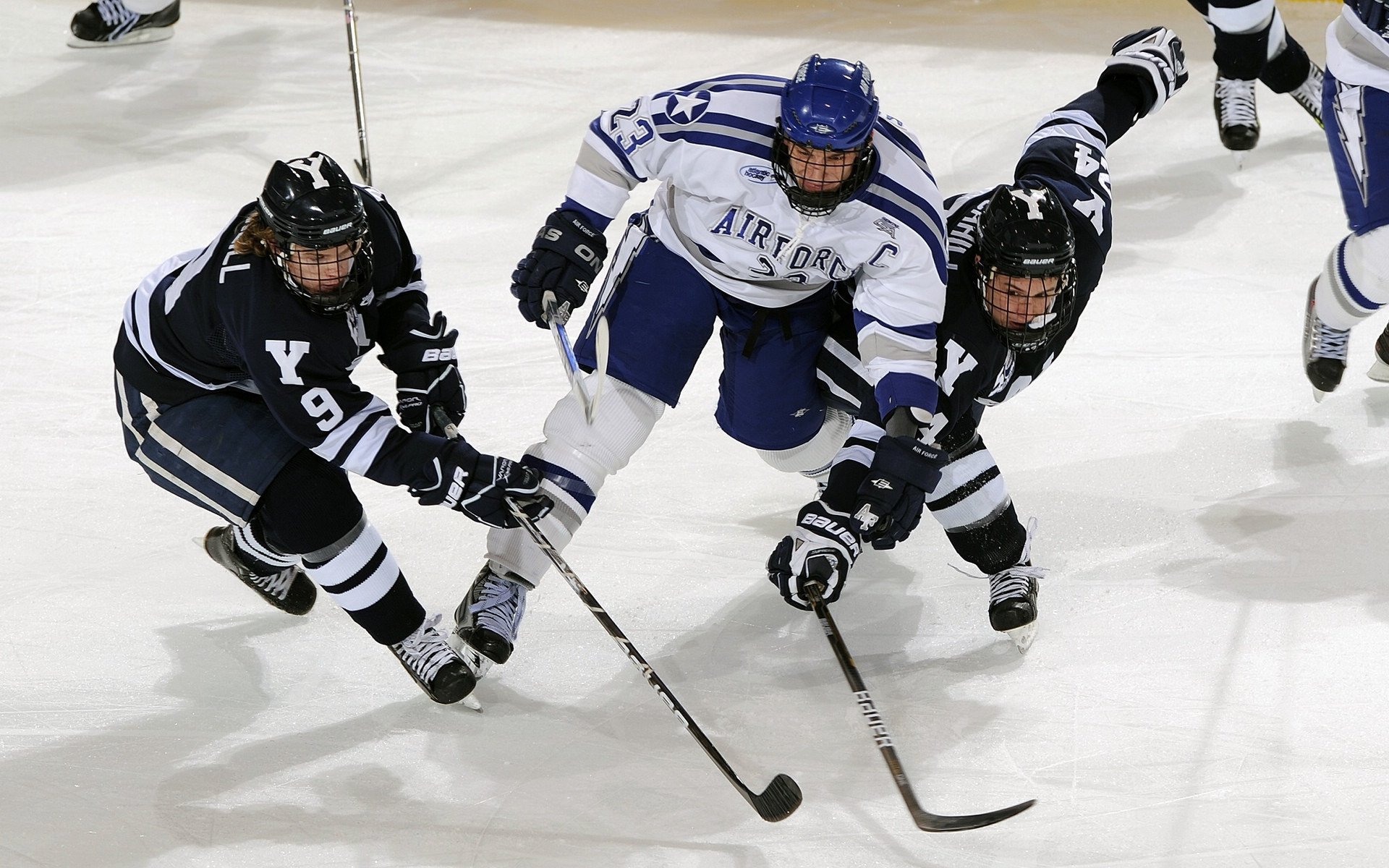 公牛对阵马刺，武切维奇在焦点战证明自己，不只是数据